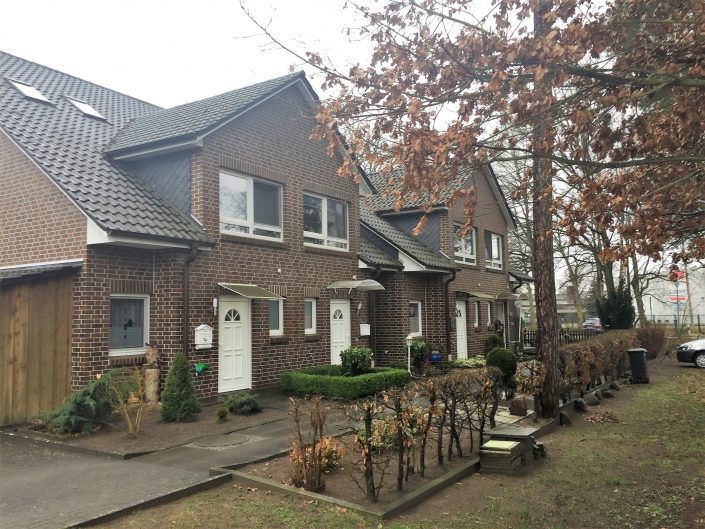 Mehrfamilienhaus im Hamburger Umfeld