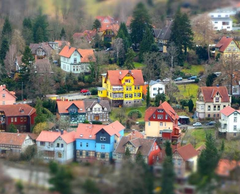 Luftbild eines Ortes in Deutschland | Kaufen statt mieten