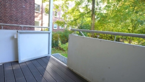 ...zum Balkon...