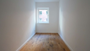 ...und helles Büro oder Kinderzimmer