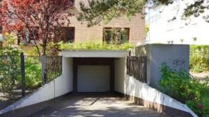 Ein Tiefgaragenplatz ist im Angebot enthalten