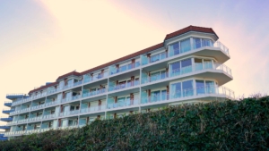 Ihre Wohnung befindet sich n einem modernen Gebäude