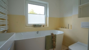 ...und ein Wannenbad