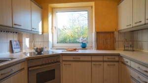 Helle Einbauküche...