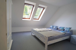 ...geht es zu dem Elternschlafzimmer,...